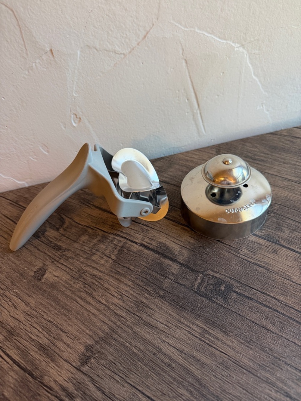 The Pampered Chef Rolling Cookie Cutter & Cut N Seal